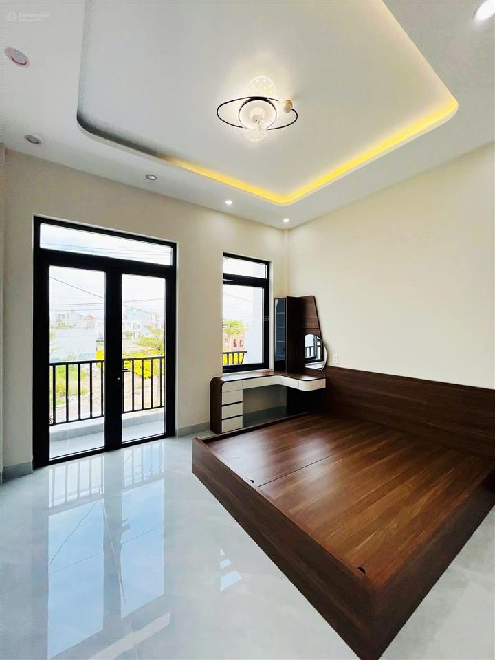 Bán nhà mặt tiền 4 tầng hà thanh đống đa phường quy nhơn , 84m2 , giá 5 tỷ 5zz, gần đồng gia viên