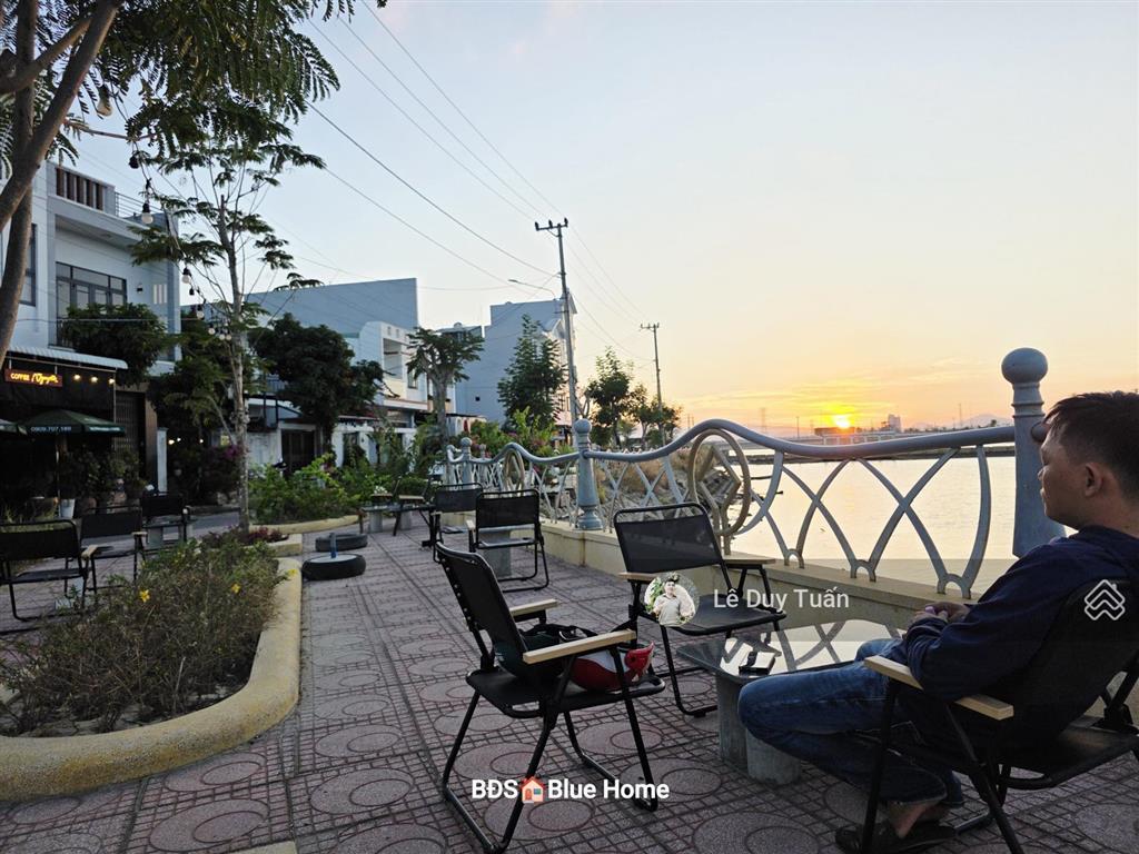 Bán nhà mặt tiền lê thanh nghị, view công viên quy nhơn 80m giá chỉ 4 tê xxz, ngang4m lộ giới 12m