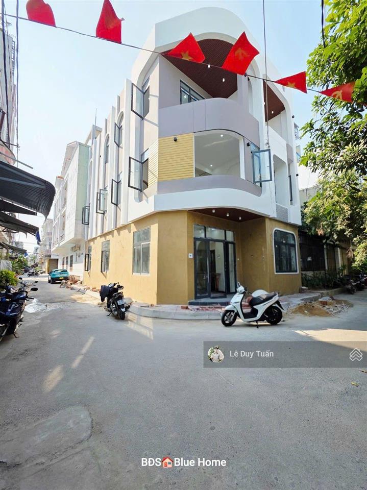 Bán nhà 3 mê ôm góc 2 mặt tiền gần ỷ lan quy nhơn, 65,2m2 , giá chỉ 6 tỷ 4xz
+gần ỷ lan chợ đầm