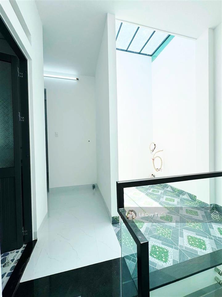 Bán nhà 3 tầng phường trần phú, quy nhơn, giá chỉ 3 tỷ 6x, cách biển 250m, gần quảng trường