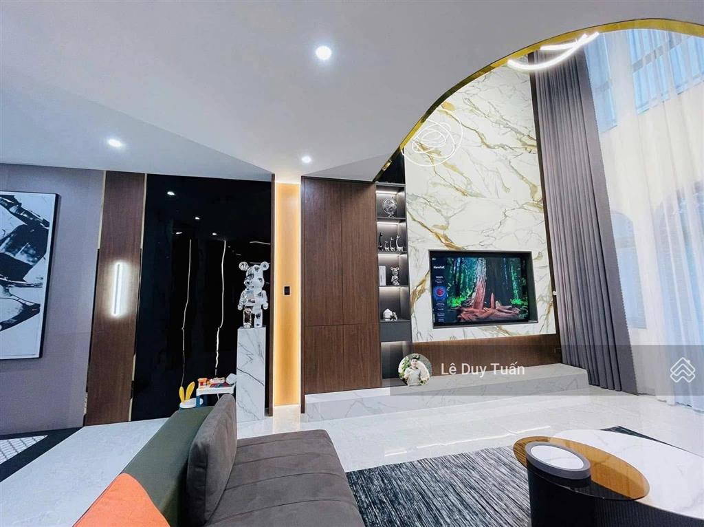 (hiếm có 1 căn) bán nhà 5 mê 2 mặt tiền view hồ sinh thái phường quy nhơn, 90m2 giá 15 tỷ