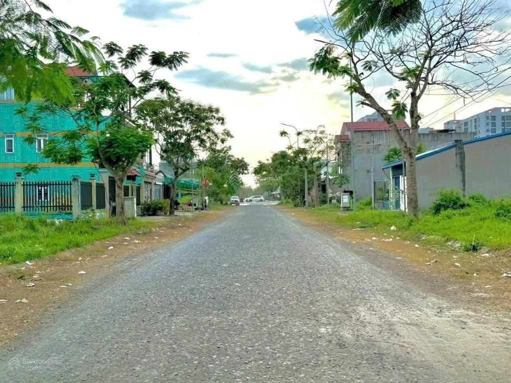 Bán đất khu tái định cư chánh mỹ, tp thủ dầu một cũ. vị trí hiếm có
