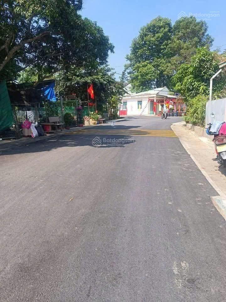 Bán đất 100% thổ cư. mặt tiền đường nhựa thông. gần chợ tương bình hiệp. chánh hiệp, tp hồ chí minh