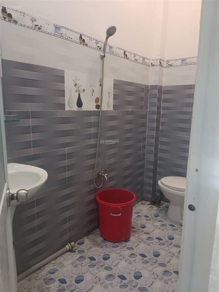 Bán nhà giá rẻ gần chợ tương bình hiệp. tp thủ dầu một cũ. nay là chánh hiệp, tp hcm. 5,2x14m.