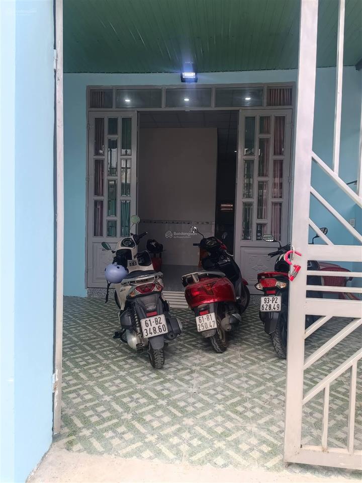 Bán nhà giá rẻ gần chợ tương bình hiệp. tp thủ dầu một cũ. nay là chánh hiệp, tp hcm. 5,2x14m.