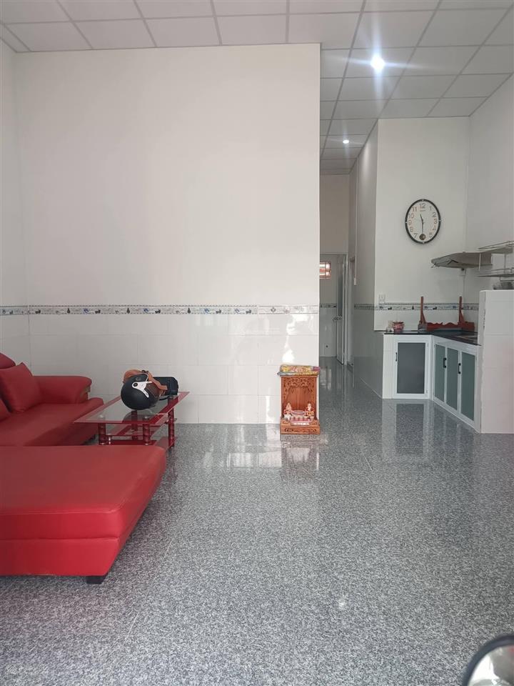 Bán nhà giá rẻ gần chợ tương bình hiệp. tp thủ dầu một cũ. nay là chánh hiệp, tp hcm. 5,2x14m.