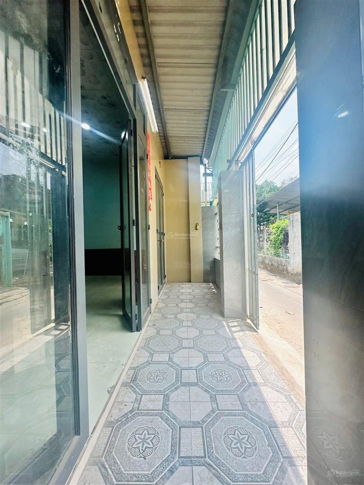 Bán nhà trệt lầu 3p ngủ, xây dựng kiên cố, gần trường võ minh đức. phú thọ, tp thủ dầu một cũ
