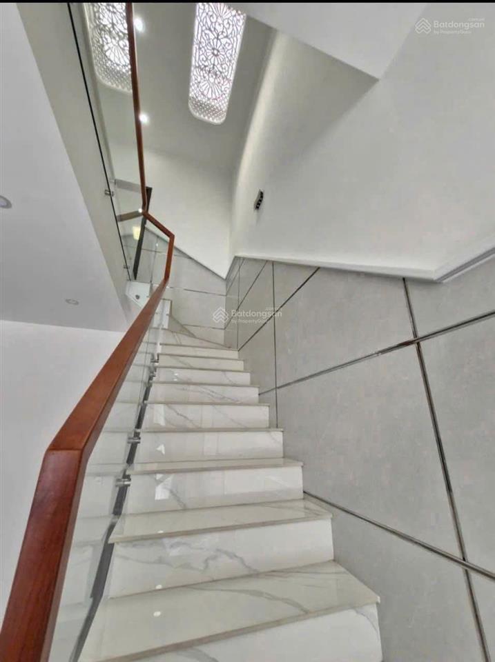 Bán nhà trệt lầu 3p ngủ, 3wc,... mới tinh, vừa xây xong. phường bình dương, tp hồ chí minh
