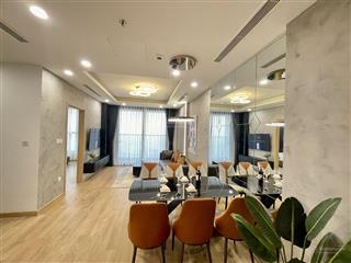 Gấp  bán căn hộ 2 phòng ngủ tầng 18 view thành phố có slot ô tô giá 9.5 tỷ bao phí tại hinode city