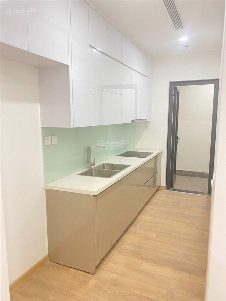 Chủ nhà cần cho thuê gấp căn hộ 2pnnhà mới vào ngay, có slot ô tô, giá 15tr/th tại hinode city