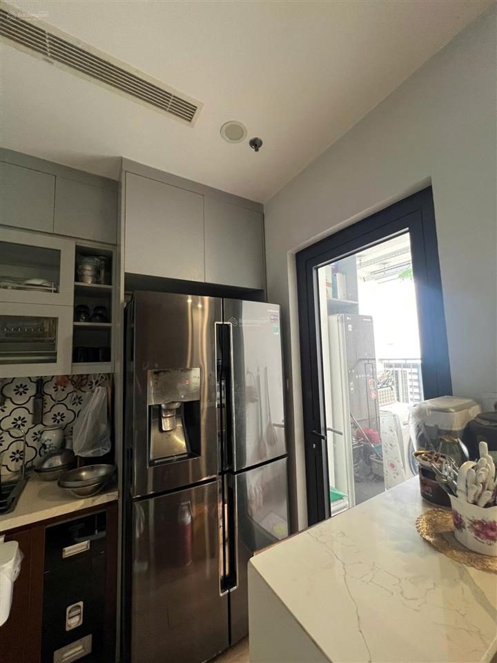 Bán căn hộ 3pn, 105m, tầng 24, sân vườn riêng của tầng, full nội thất, có slot ô tô, giá 13,5 tỷ