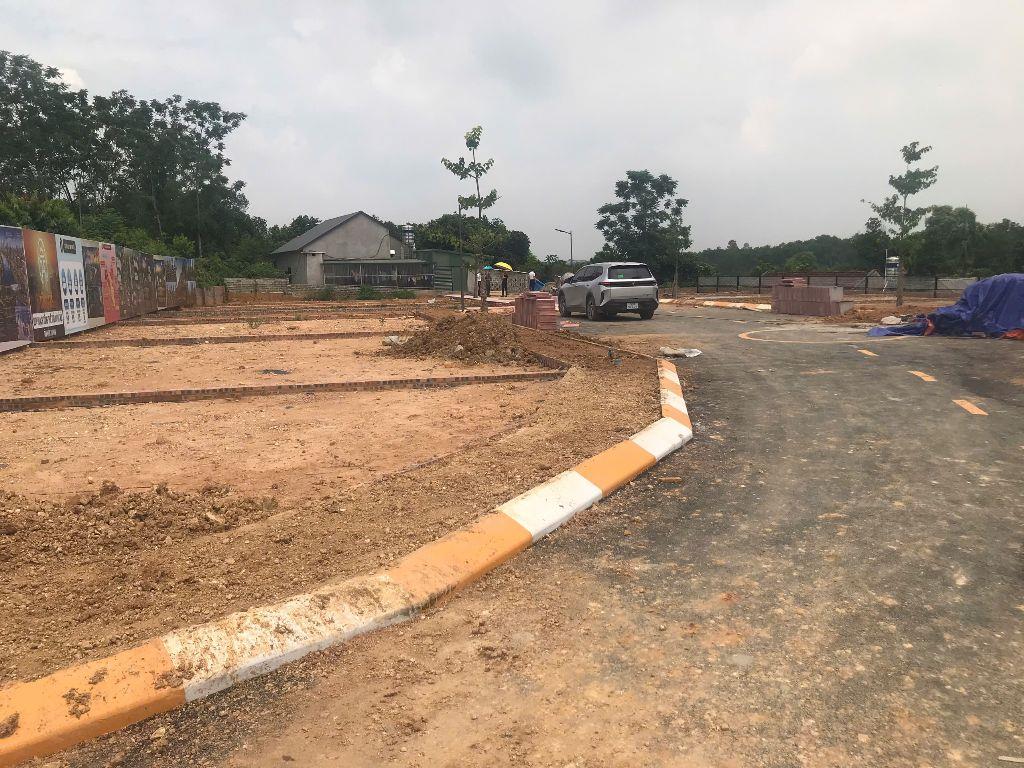 Mới!! Cổ Đông, Hòa Lạc 101m2 gần QL21, khu CNC giá chỉ tỷ 7