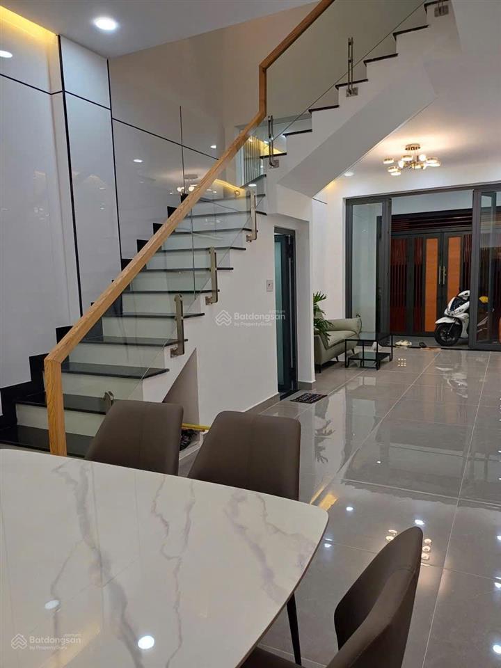 Tân phú nhà đẹp 3 tầng 54m2 hxt tô hiệu chỉ 8.8 tỷ tl