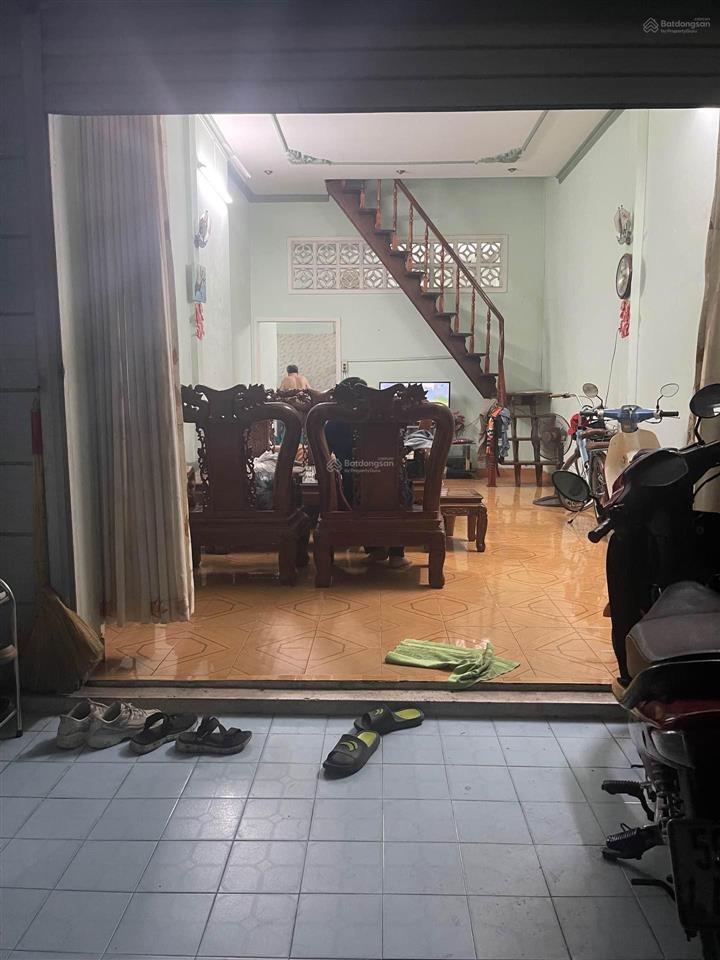 Bán nhà tân bình 60m2 chỉ 6.9 tỷ hẻm lạc long quân gần bảy hiền,  0907 082 ***
