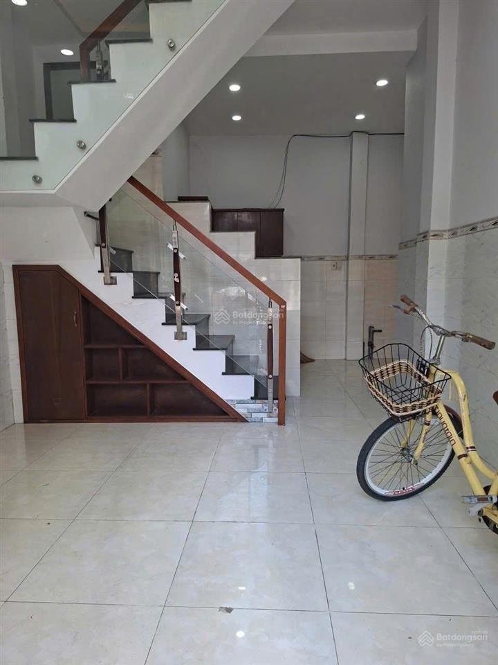 Bán nhà tân bình hẻm đường âu cơ hiếm trong khu vực 2 tầng 28m2 nở hậu chỉ 3,5 tỷ