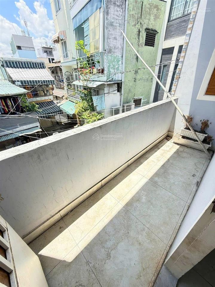 Bán nhà tân bình hẻm đường âu cơ hiếm trong khu vực 2 tầng 28m2 nở hậu chỉ 3,5 tỷ