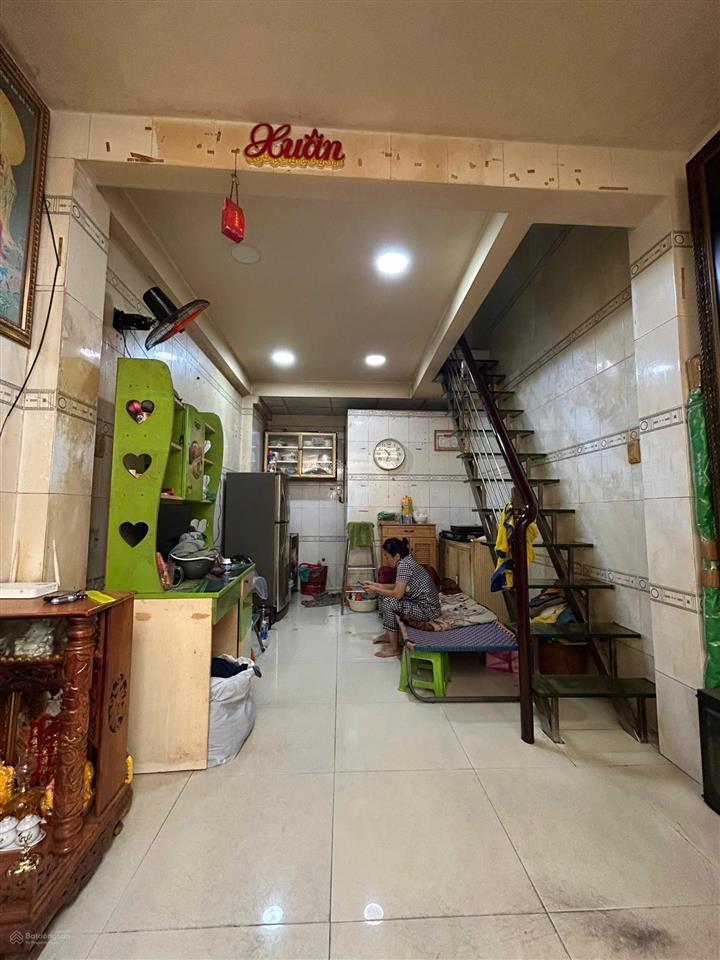 Tân bình 3 tầng chỉ 3.15 tỷ hẻm cách mạng tháng 8
