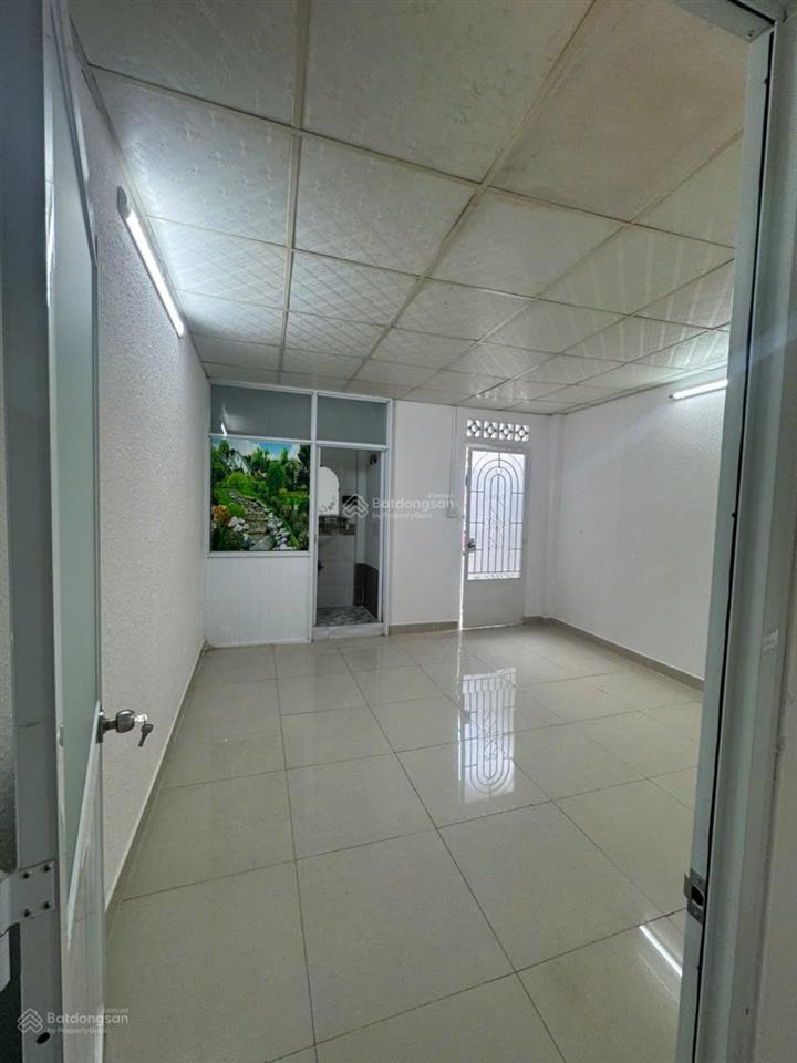 Bán nhà tân phú hẻm đường âu cơ 35m2 chỉ 3,2 tỷ 2 tầng ở ngay