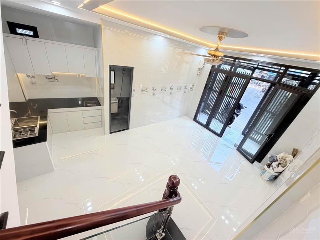 Bán nhà đường trần văn quang tân bình 35m2 chỉ 4.99 tỷ