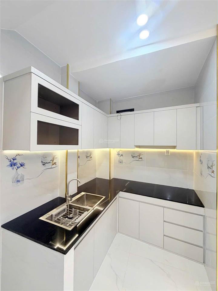 Bán nhà đường trần văn quang tân bình 35m2 chỉ 4.99 tỷ