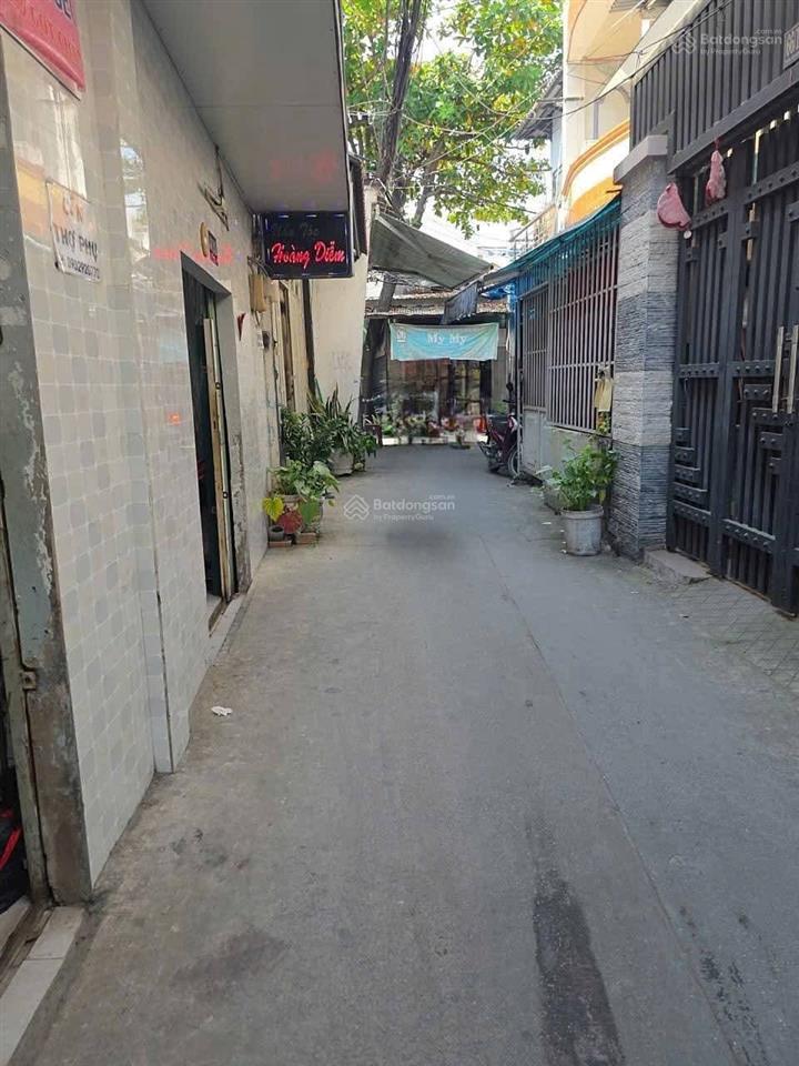 Bán nhà 3 tầng hẻm xe hơi trần văn quang tân bình chỉ 3,55 tỷ