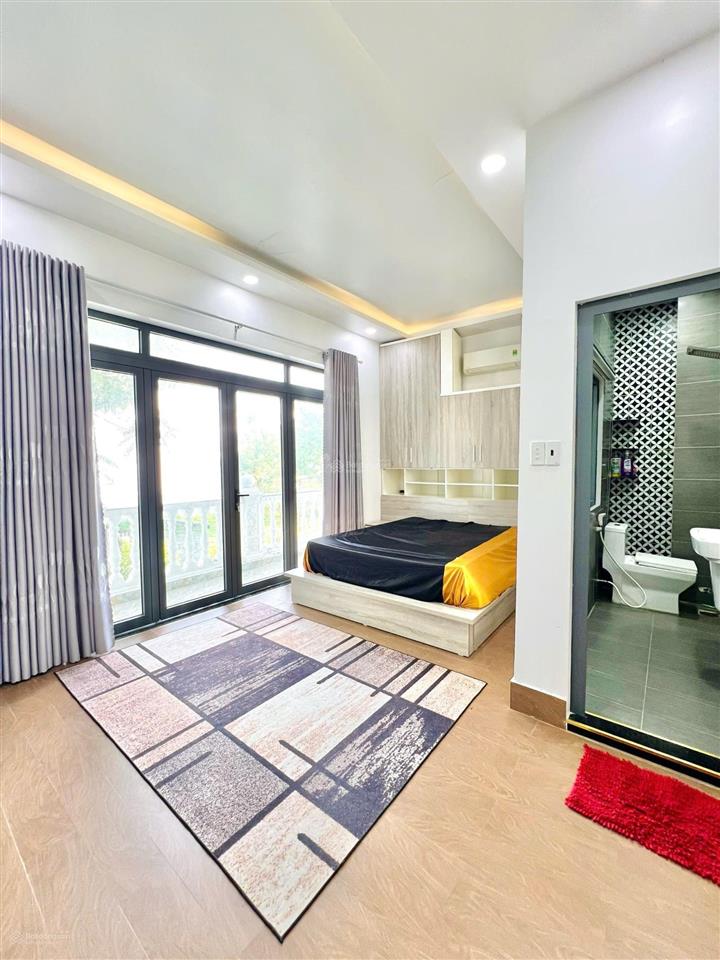 Bán nhà thiết kế tân cổ điển. đã hoàn công. sang tên nhanh. khu đô thị five star eco city 1
