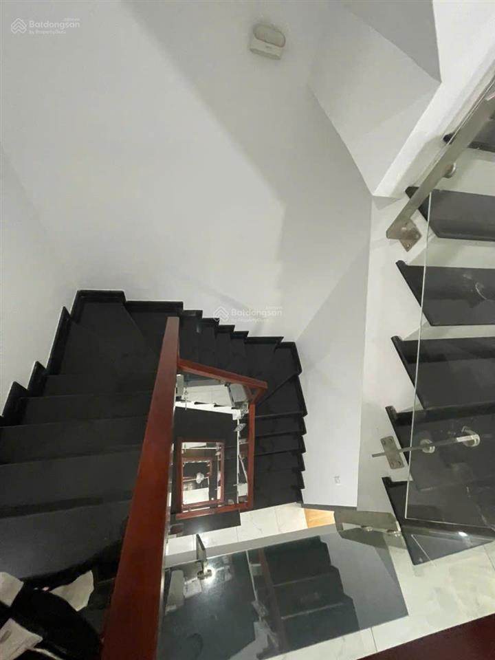 Bán căn hộ dịch vụ thu 70 triệu/tháng tại lê văn duyệt, giá tốt 18,8 tỷ, 80m2, 11pn, 11wc