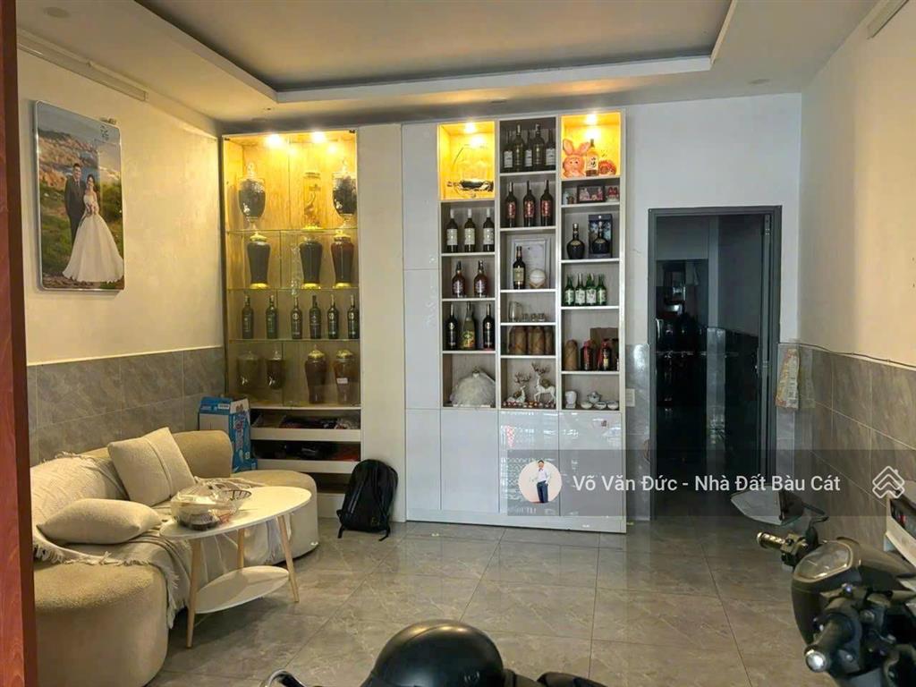 Bán nhà hxh8m vườn lài tân phú. dt 4x20 1 lầu hẻm nhựa 8m thông giá rẻ nhỉnh 9 tỷ