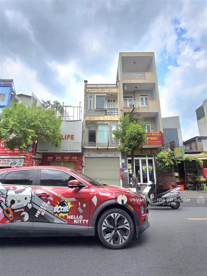 Bán nhà mtkd đường gò dầu tân phú.dt 4x16 đúc 2 lầu vị trí đẹp.