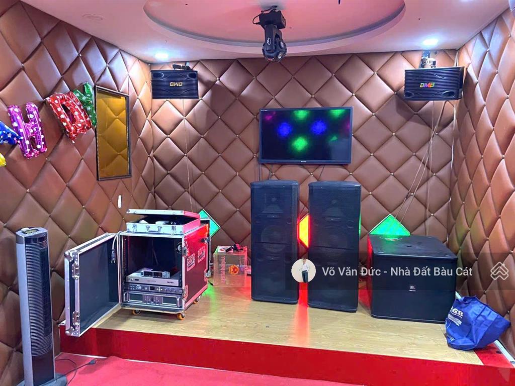 Bán nhà mtnb đường tốt  kdc vĩnh lộc  bình tân. dt 6x16m đúc 5 tấm đẹp 1 hầm 3 lầu có thang máy