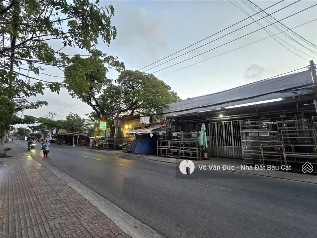 Bán nhà mtkd bình long  tân phú. dt 16x48m  dtkv 760m2  dtcn 630m2  giá tốt hơn 70 tỷ