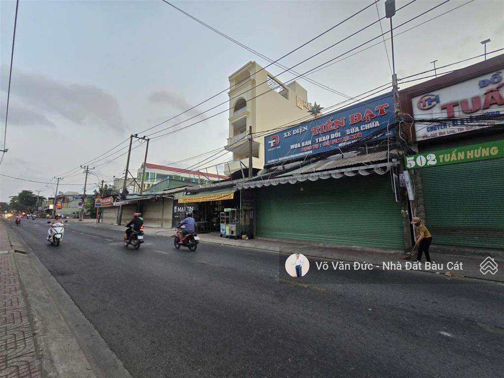 Bán nhà mtkd bình long  tân phú. dt 16x48m  dtkv 760m2  dtcn 630m2  giá tốt hơn 70 tỷ