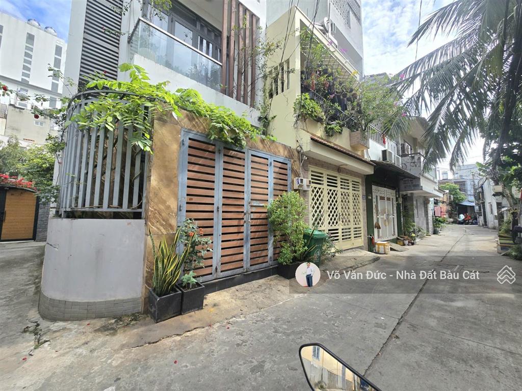 Bán nhà hẻm trường chinh p13 tân bình. dt 4.6x12  dtcn 55m2  kc trệt lửng chỉ nhỉnh 5 tỷ giá rẻ
