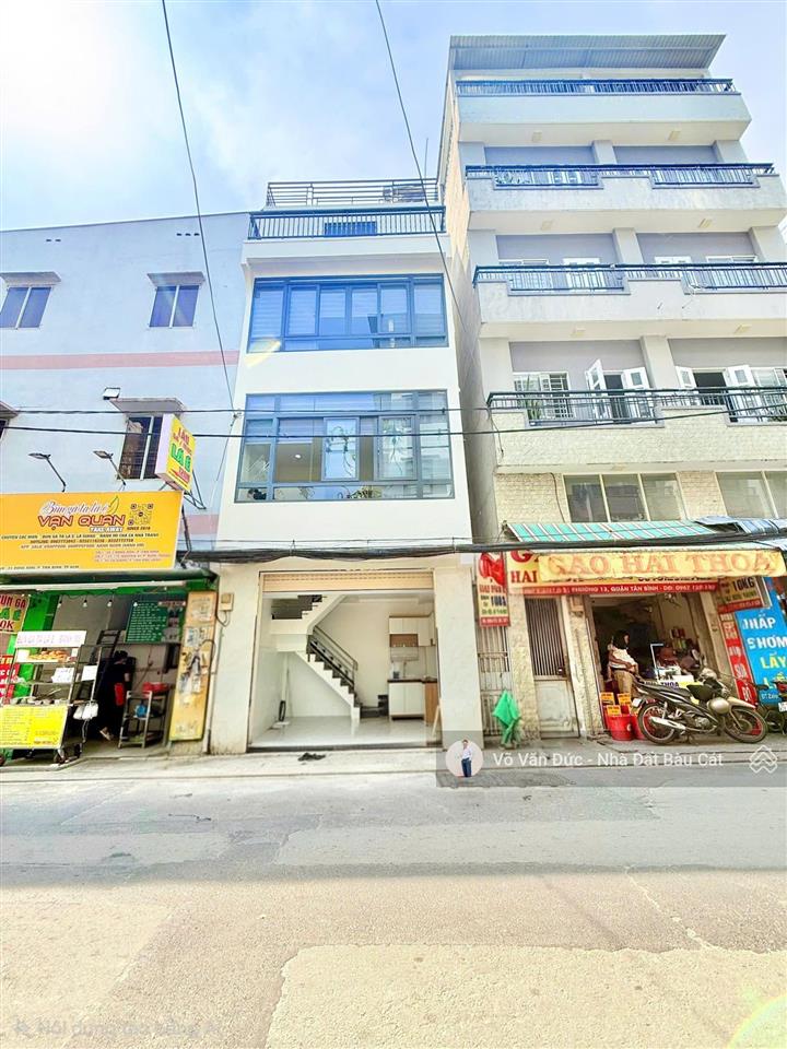 Chỉ nhỉnh 5 tỷ có ngay mtkd đường đồng xoàitân bình. đúc 3 lầu mới ở ngay gần chợ hoàng hoa thám