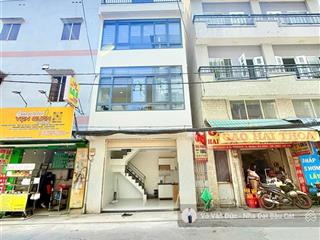 Chỉ nhỉnh 5 tỷ có ngay mtkd đường đồng xoàitân bình. đúc 3 lầu mới ở ngay gần chợ hoàng hoa thám