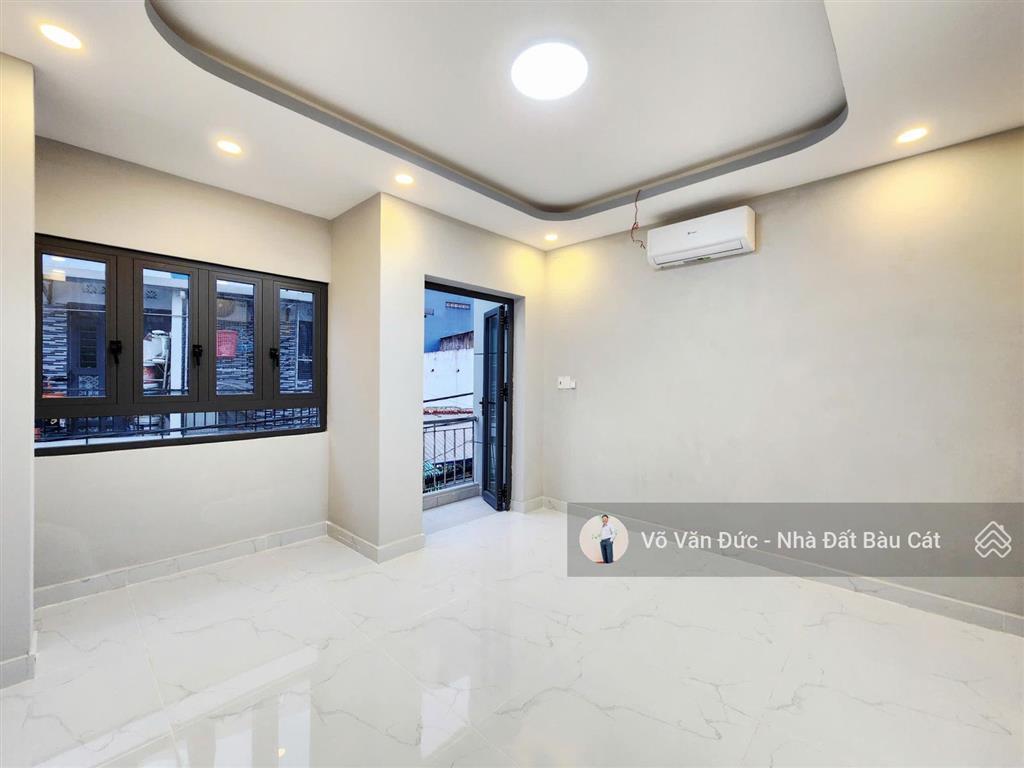 Bán nhà hẻm xe hơi 6m đường vườn lài, tân phú. đúc 2 lầu, nhà mới đẹp vào ở ngay