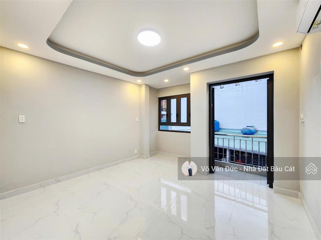 Bán nhà hẻm xe hơi 6m đường vườn lài, tân phú. đúc 2 lầu, nhà mới đẹp vào ở ngay