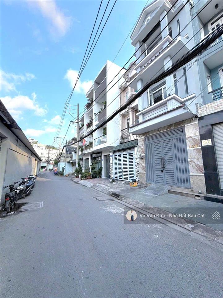 Bán nhà hẻm xe hơi 12m nguyễn hữu tiến  tân phú. dt 4x20m  đúc 2 lầu  nhỉnh 8 tỷ giá quá tốt