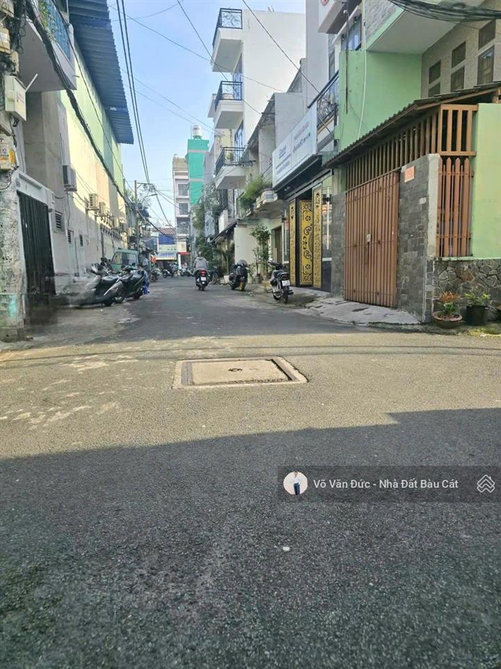 Bán siêu phẩm góc 2 mặt hẻm 8m trịnh đình trọng  tân phú. dt 4.1x13m  đúc 4 tấm  giá chỉ 7.5 tỷ