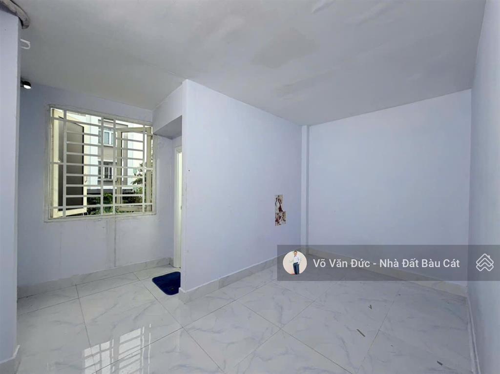 Bán nhà hẻm xe hơi nguyễn hữu tiến  tân phú. dt 4x15m dtcn 50m² trệt lửng 2pn  giá rẻ chỉ 4,75 tỷ