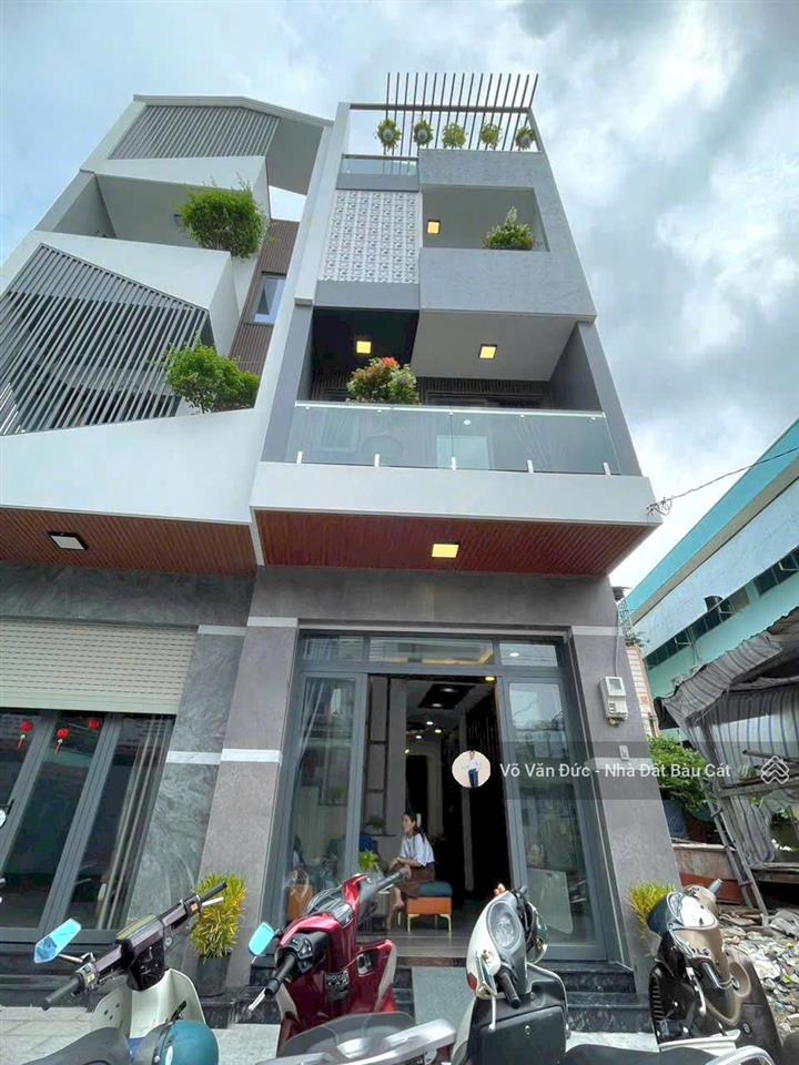 Siêu phẩm mới keng mặt tiền trần thủ độ đúc 4 tấm full nội thất cap cấp giá mềm nhỉnh 8 tỷ