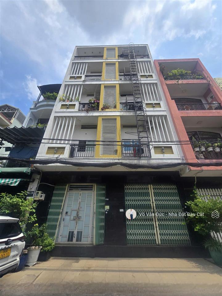 Bán toà nhà chdv tân sơn nhì tân phú. dt 8x16 đúc 5 lầu 29 phòng thu nhập 120tr/th