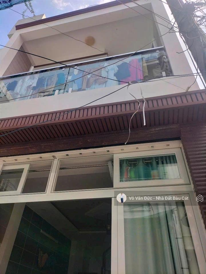 Bán nhà 2 mặt hẻm gì dầu,tân phú.dt 4x13. đúc 1 lầu mới ở ngay. giá rẻ nhỉnh 5 tỷ