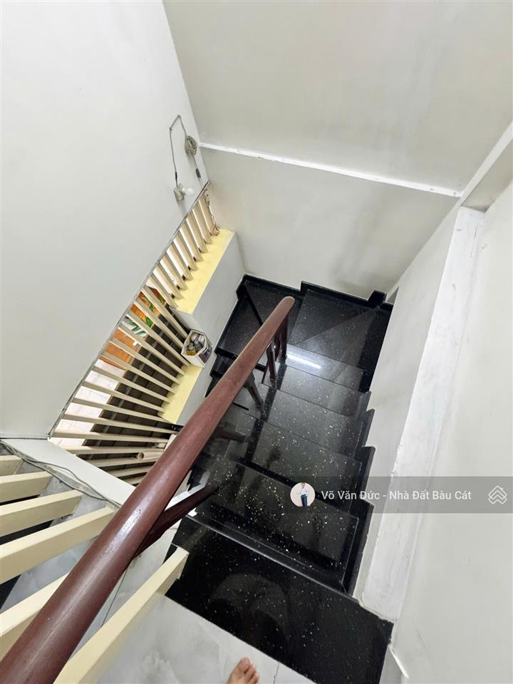 Bán nhà mtkd siêu hót nguyễn quý anh, tân phú. dt 4x14m, 1 lầu, 2pn, 2wc, chỉ 7.4 tỷ