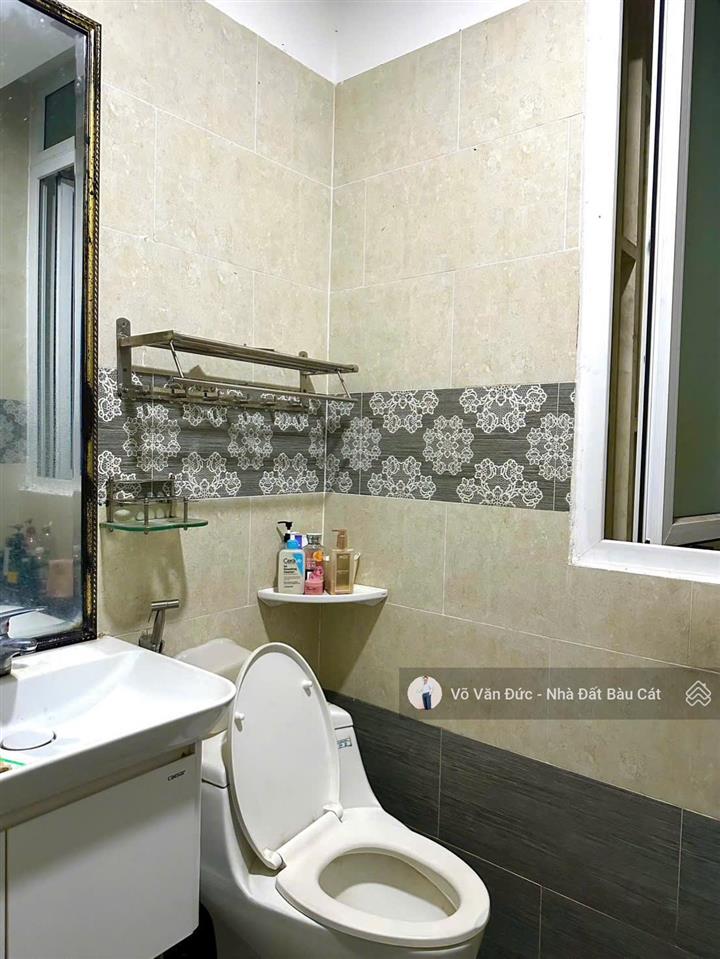 Bán nhà hxh 10m trường chinh, p14, tân bình. dt 3.6x16m  đúc 2 lầu  giá tốt 8.68 tỷ