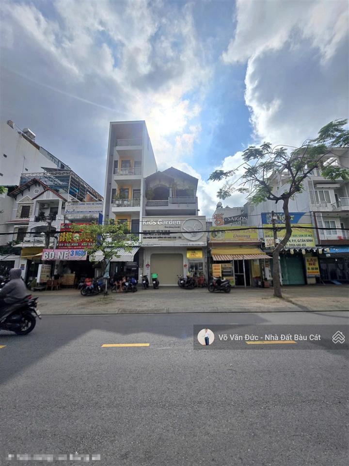 Cho thuê nhà mt đồng đen  dt 7x30m  đúc 2 lầu  st  giá rẻ 79tr/th