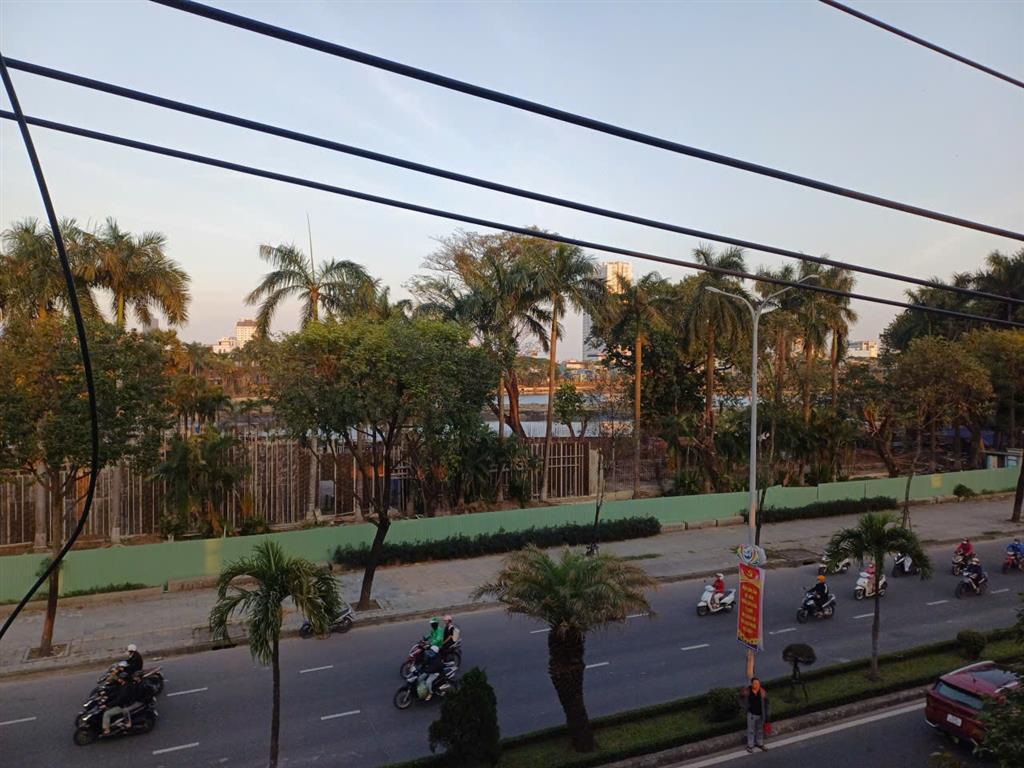 ♥ MT Nguyễn Tri Phương, 116m2, 3.5 tầng, 10 phòng kinh doanh, Thu 100tr/th