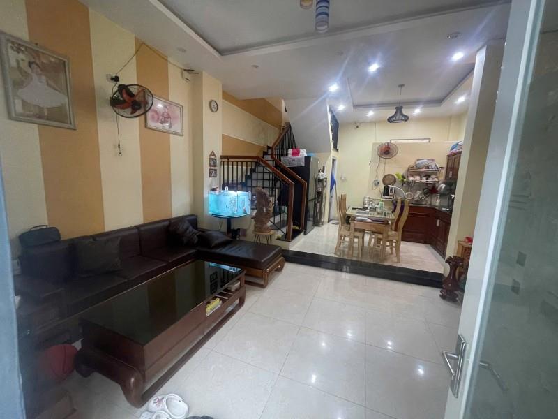 ♥ K Thẳng tắp30m ra Đường 3 Tháng 2, 41m2, ngang 5m, 2 tầng đúc, 3.x tỷ