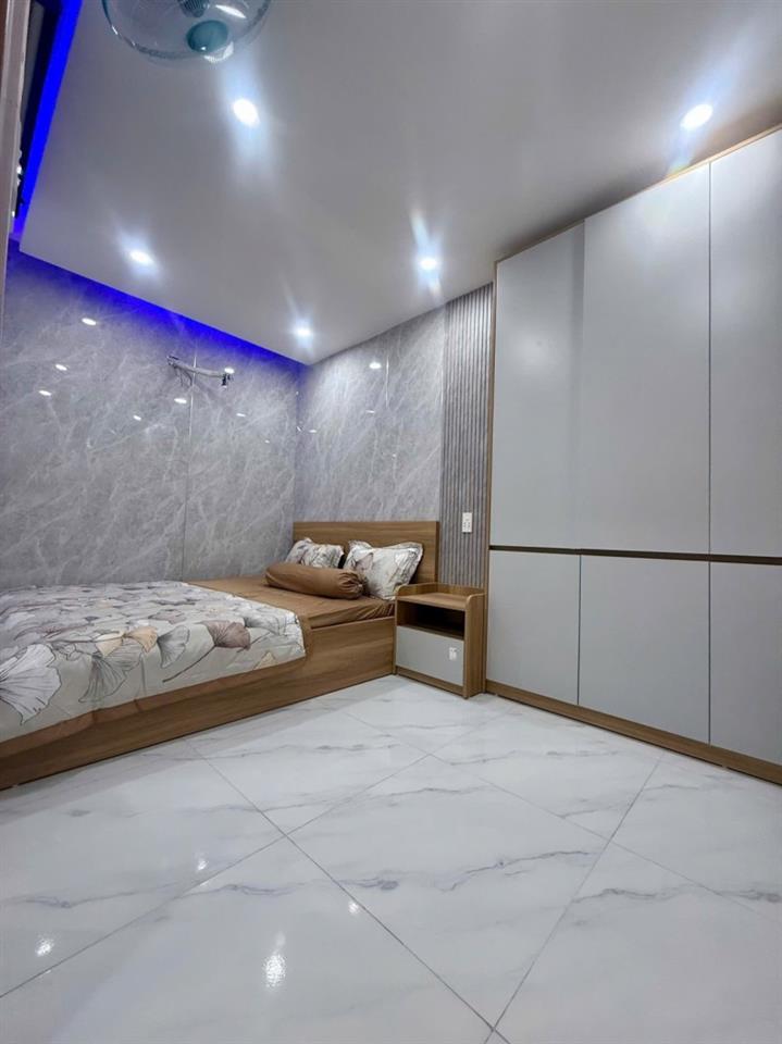 ♥ Nhà kiệt thẳng thông thấy MT Trần Cao Vân, 92m2, ngang hơn 5m, 2 tầng 4PN, mởi hiện đại