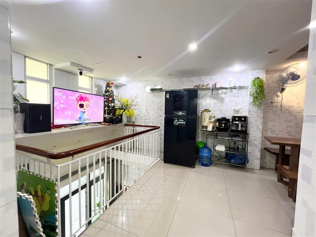♥ Góc Kiệt Ô tô thông gần MT Đống Đa, 5 tầng cứng, thiết kế thông minh, 4.x tỷ